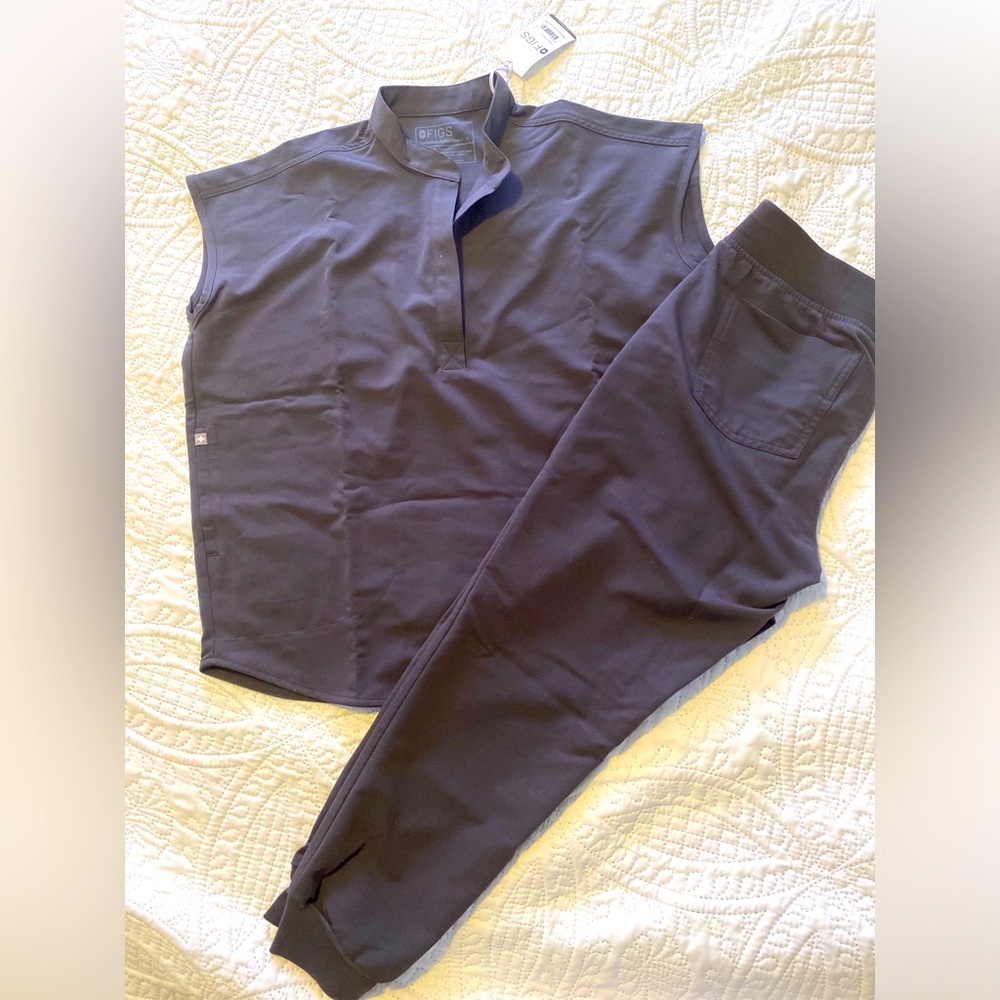 Figs scrub set